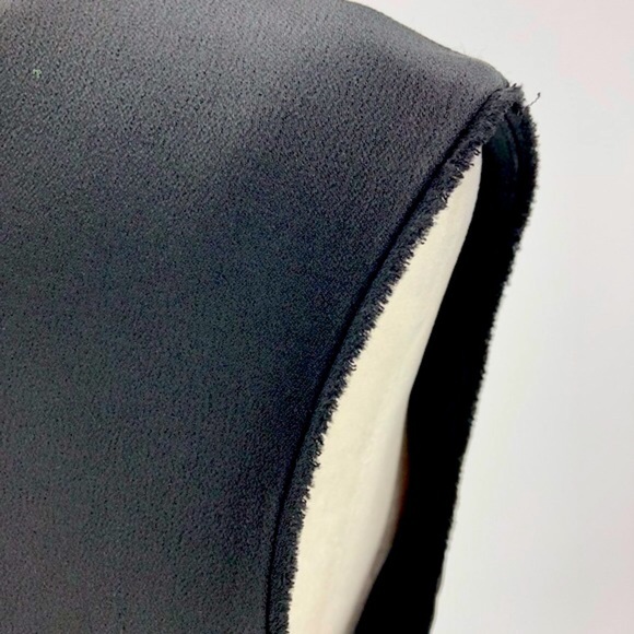 Grey by Jason Wu Black Satin Flounce Hem Sheath Dress V-neck Sleeveless Size 6 - Picture 6 of 10